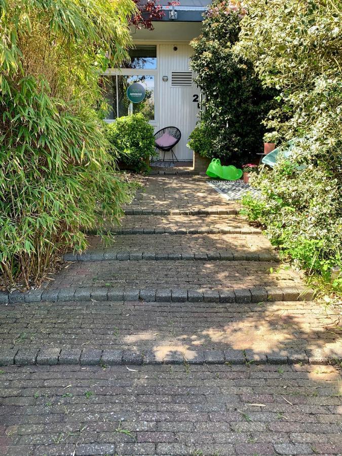 Amsterdam 2, Private Garden Apartment Zandvoort